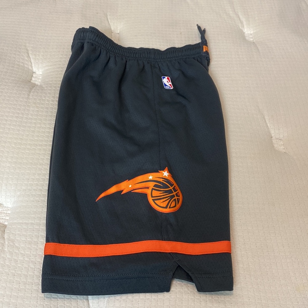 ✅Boys Youth Nike NBA Orlando Magic Basketball Shorts Size L
